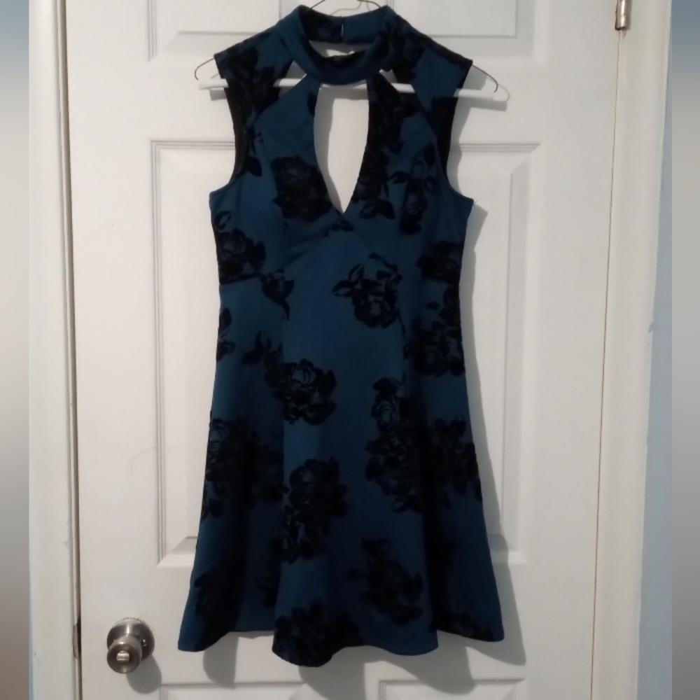 Trixxi Blue and Black Floral Backless Dress